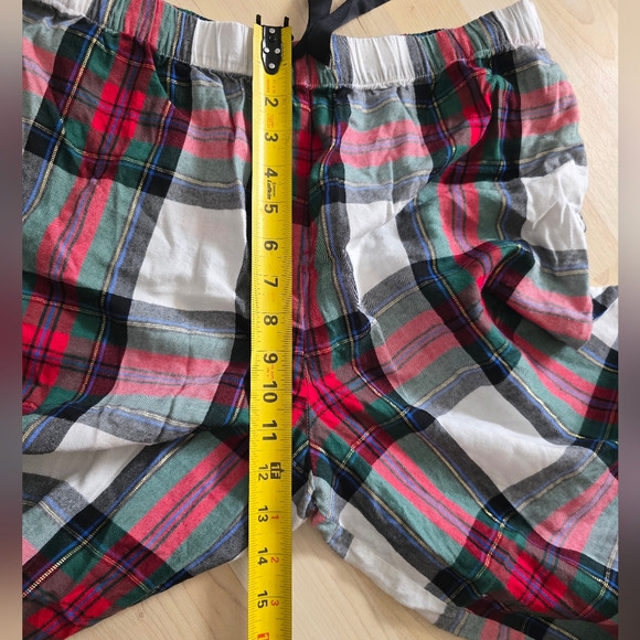 Victoria's Secret Plaid Pajamas Size Large - Picture 14 of 15